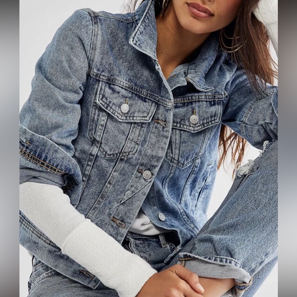 Free People Denim Jacket - Picture 1 of 7